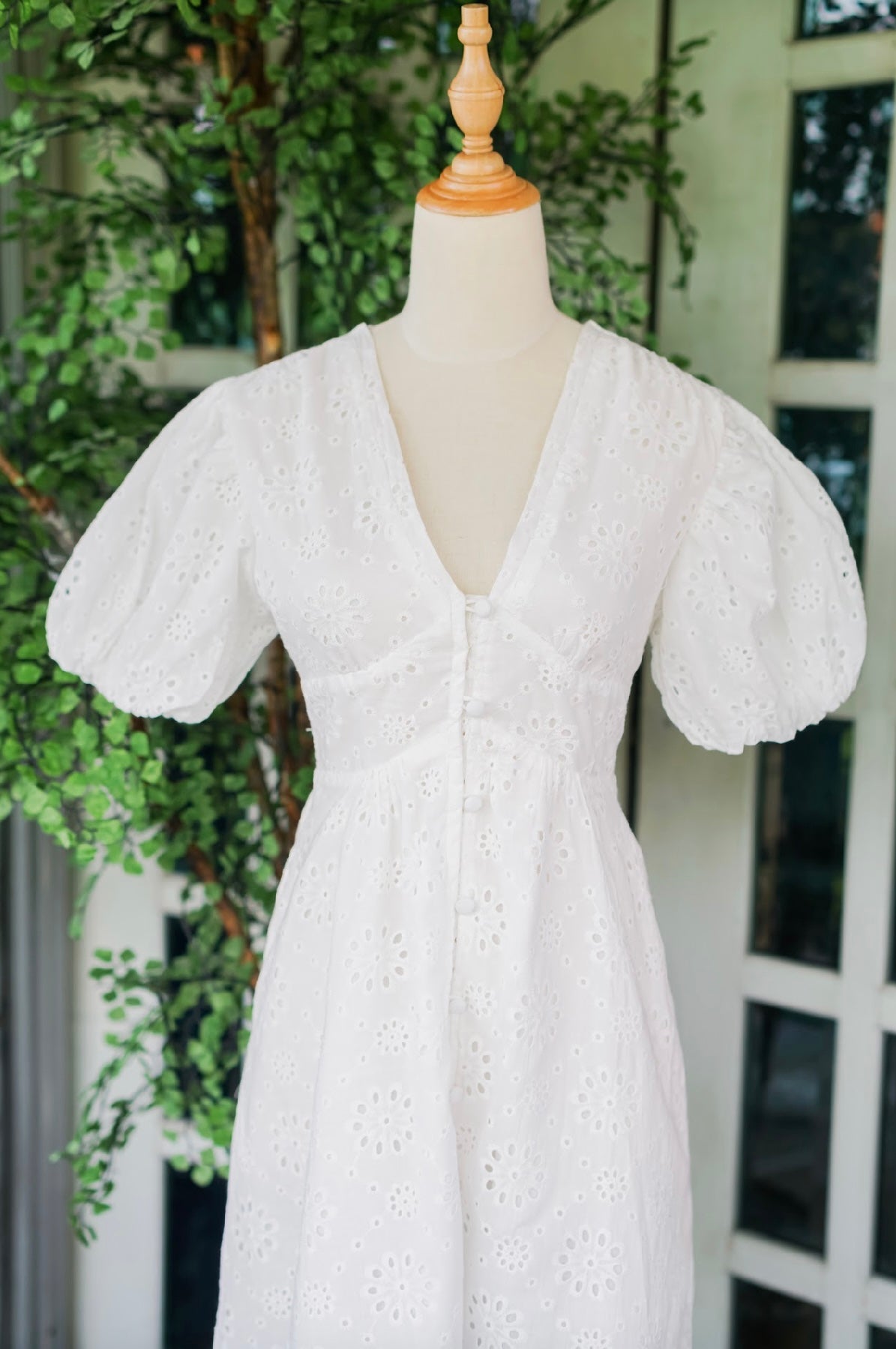 Sofie White Eyelet